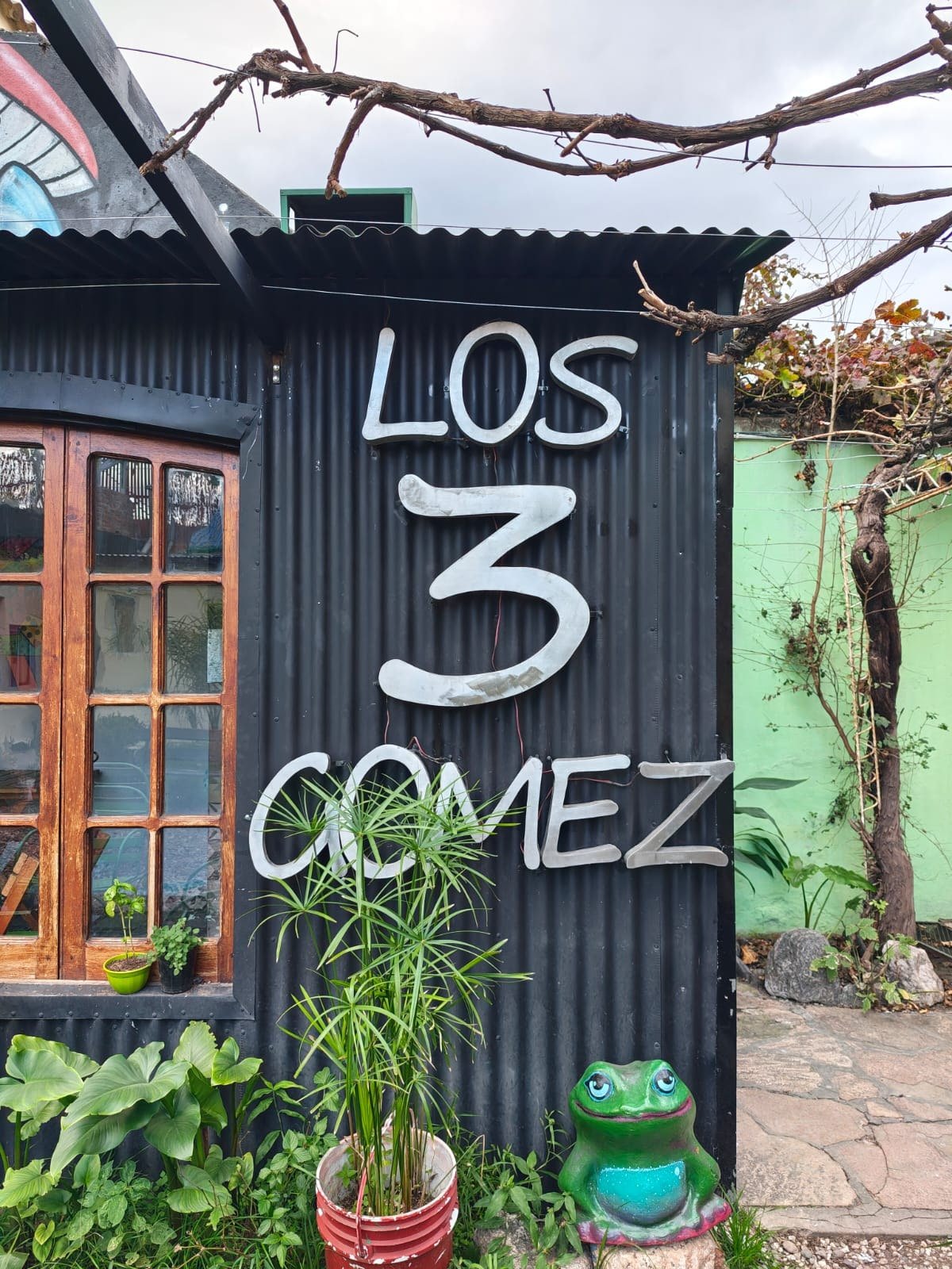 Grupo de huéspedes en Los Tres Gómez